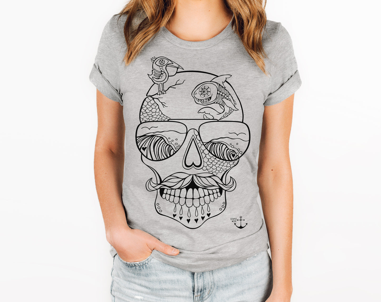 sugar skull design on grey tee
